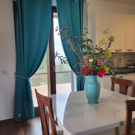 Casa Nuova Tra Umbria E Toscana Con Vista Apartment *